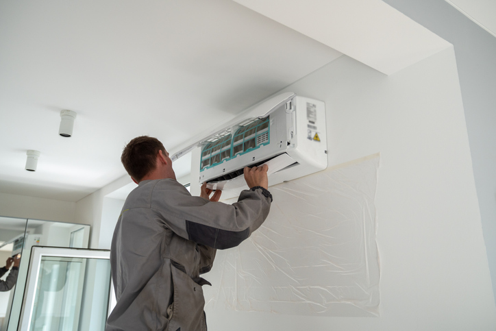 The Role of Air Conditioning Services in Reducing Repair Costs