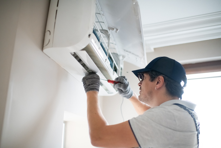 Ductless AC Maintenance Services That Boost Unit Efficiency