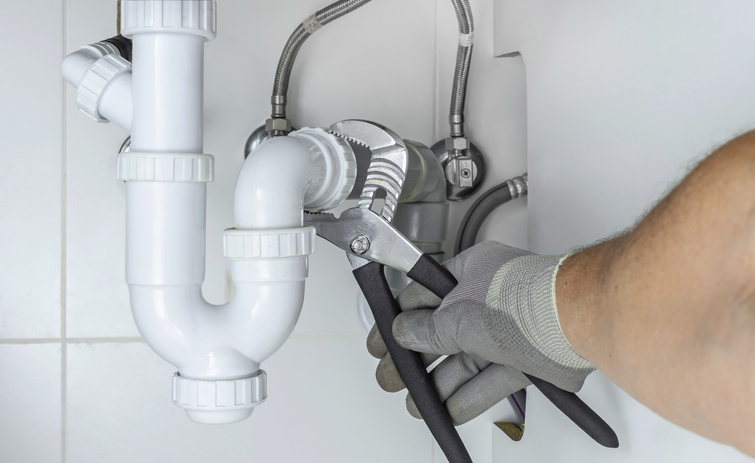 Choosing the Right Plumbers Near Me for Fast and Reliable Service