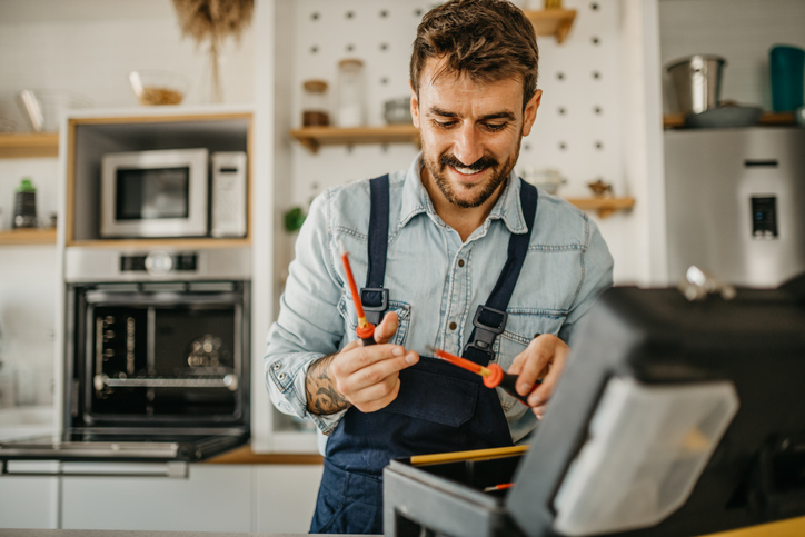 Warning Signs Your Home Urgently Needs an Expert Plumber